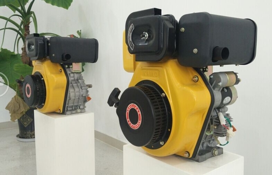 1800rpm 8.4Hp の耕うん機エンジンの完全な直接注入の低い燃料消費料量