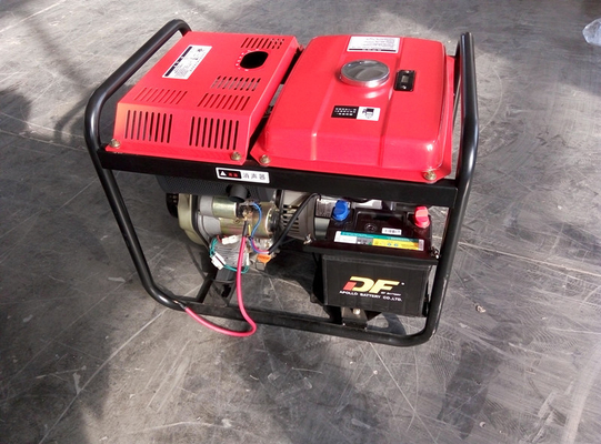 小さい 2000 ワットのディーゼル発電機の携帯用燃料効率 3000 の rpm 50HZ 60HZ