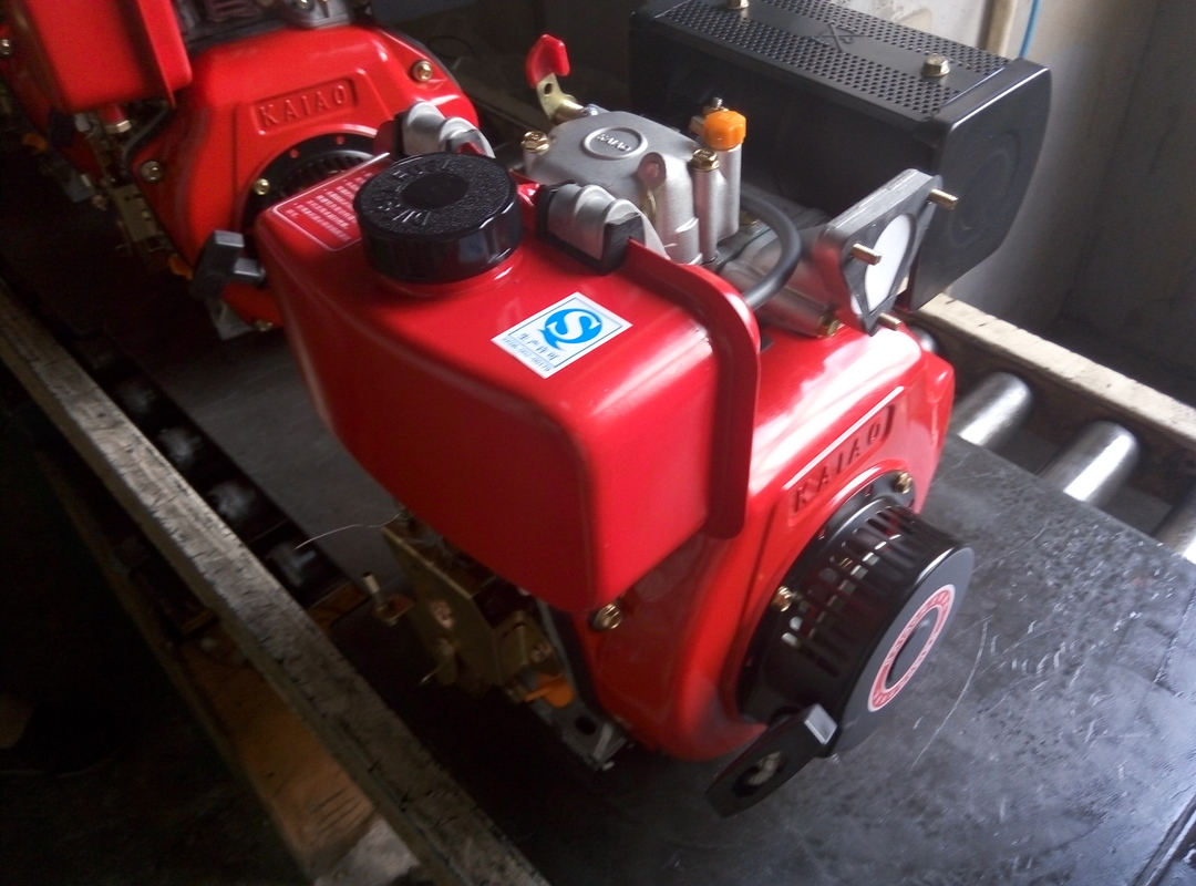 KA178Fミニ耕うん機の使用のための強制風によって冷却されるエンジン率の速度3000/3600rpm